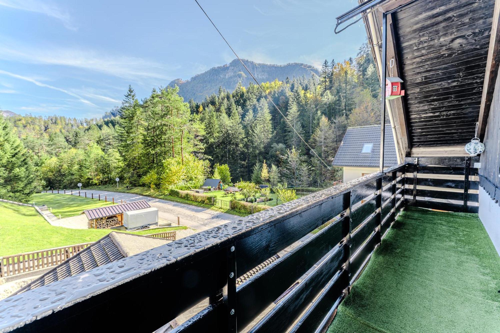 Idyllic Triglav Forest Retreat - Alps, Trails, Lakes, Falls Mojstrana Eksteriør billede